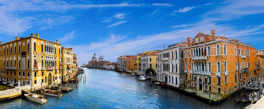 venice, architecture, buildings, channel, water, city, old town, boats, nature, italy, houses